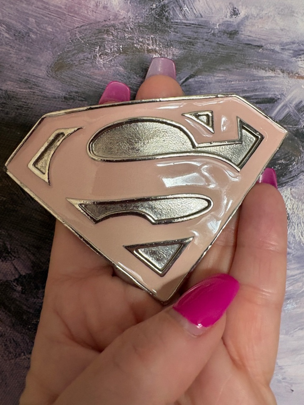 Belt buckle ~ PINK Supergirl/ Superman Logo Belt buckle. 
Solid Steel
Sooo Nice!